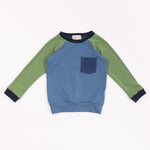 Load image into Gallery viewer, Bamboo Raglan Pullover in Pacific Colorblock
