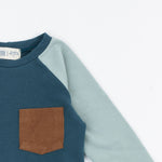 Load image into Gallery viewer, Bamboo Raglan Pullover in Bluegrass Glacier
