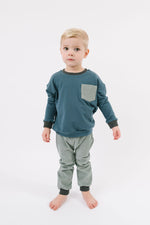 Load image into Gallery viewer, Bamboo Modern Sweatshirt in Bluegrass
