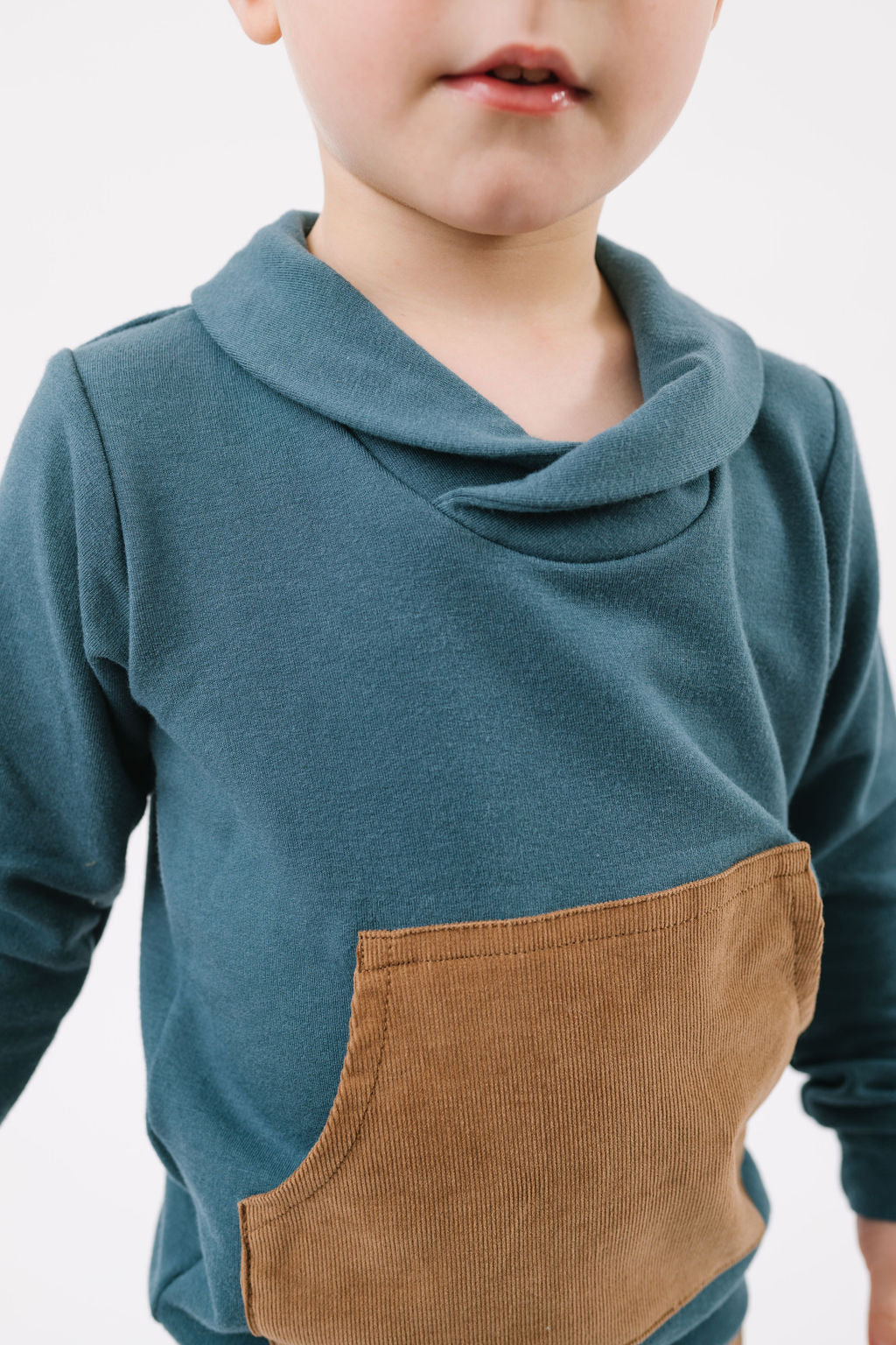 Bamboo Shawl Collar Sweatshirt in Chestnut Bluegrass